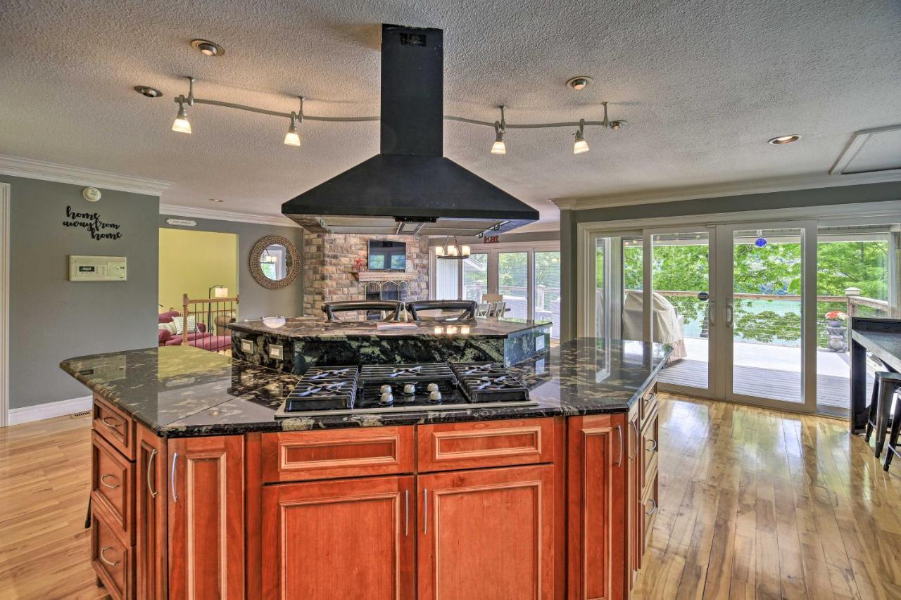 Inviting Family Abode With Dock On Norris Lake! Caryville Exteriör bild