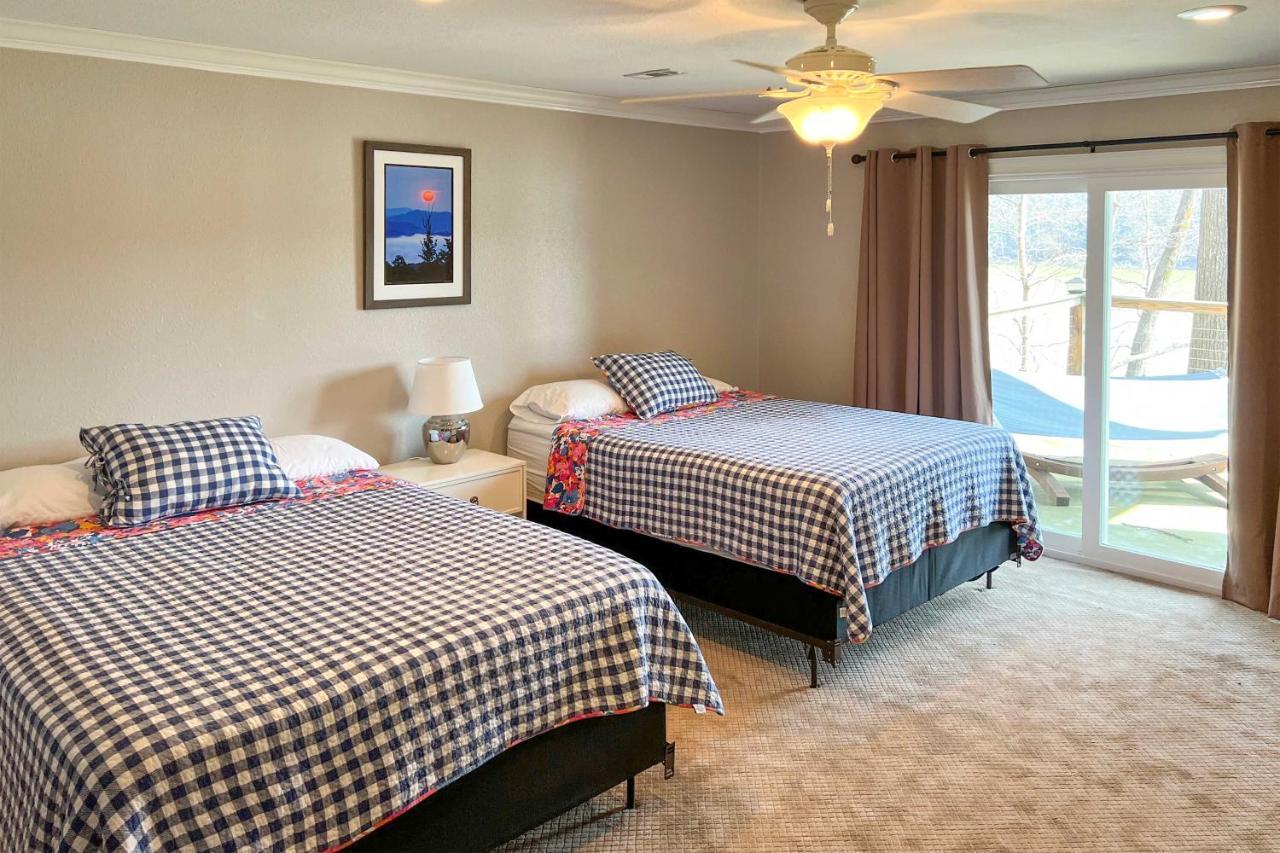 Inviting Family Abode With Dock On Norris Lake! Caryville Exteriör bild